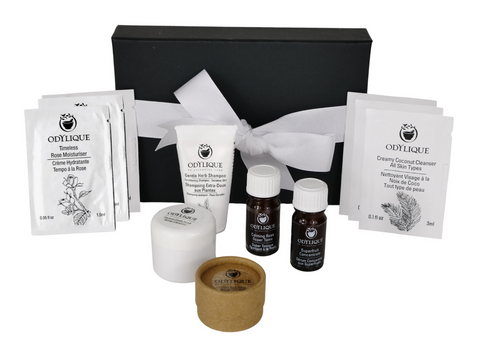 Discovery Box with moisturizer and cleanser sachets